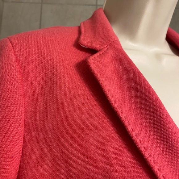 EUC Talbots Petite “Aberdeen” melon colored two button blazer, size 10 Petite - Picture 2 of 11